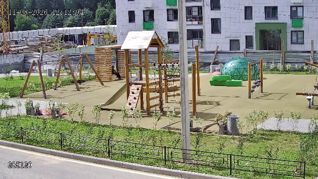 Хотьково Горжовицкая 11к3 Детская площадка